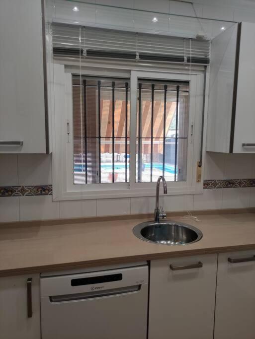 Chalet Con Capacidad Para 8 Personas Chiclana de la Frontera Exterior foto